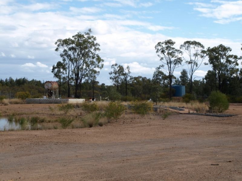 69 Old Cambey Road (Leichardt Highway), Miles QLD 4415