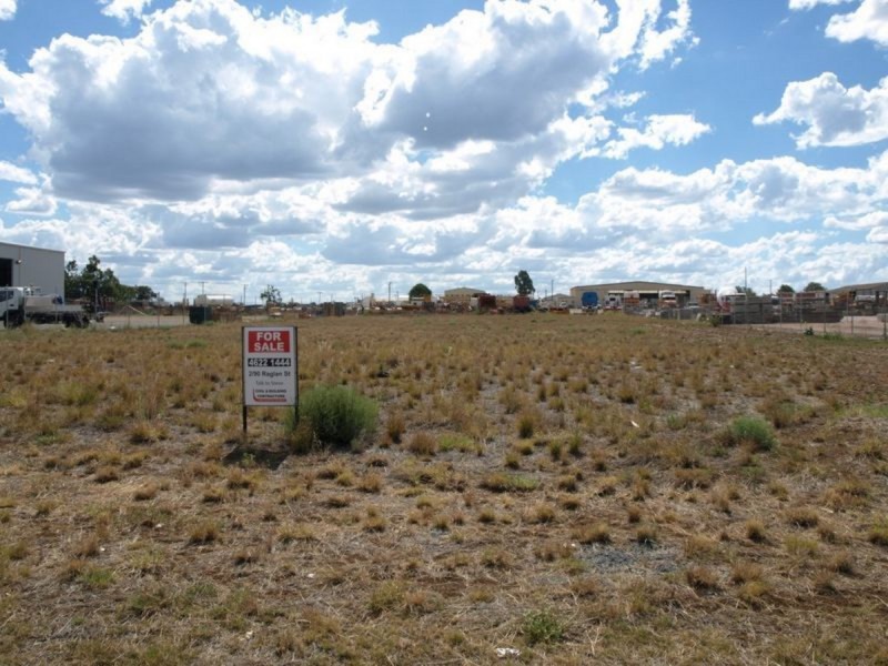 85-87 Spencer Street, Roma QLD 4455