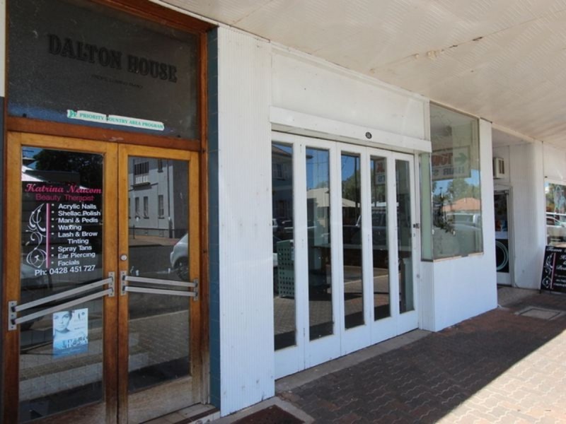 4-6 Wills Street, Charleville QLD 4470