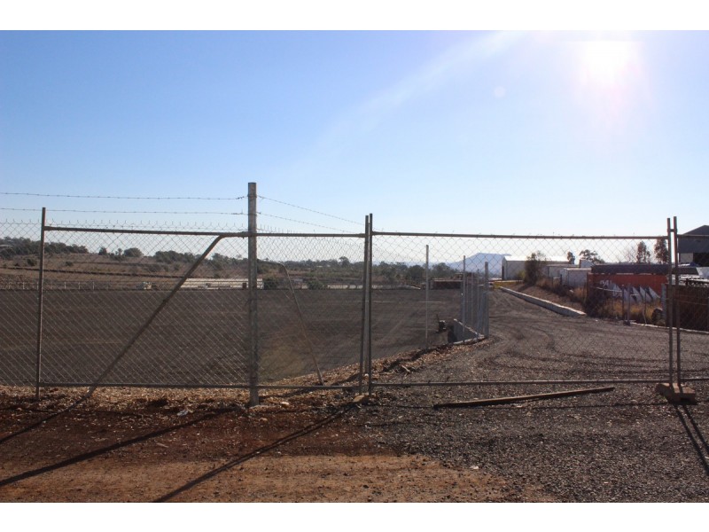 5-7 Rielly Street, Torrington QLD 4350