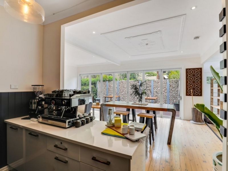 21 Bridge Street, East Toowoomba QLD 4350