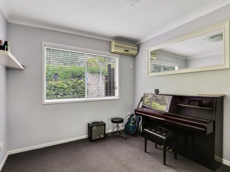 21 Bridge Street, East Toowoomba QLD 4350