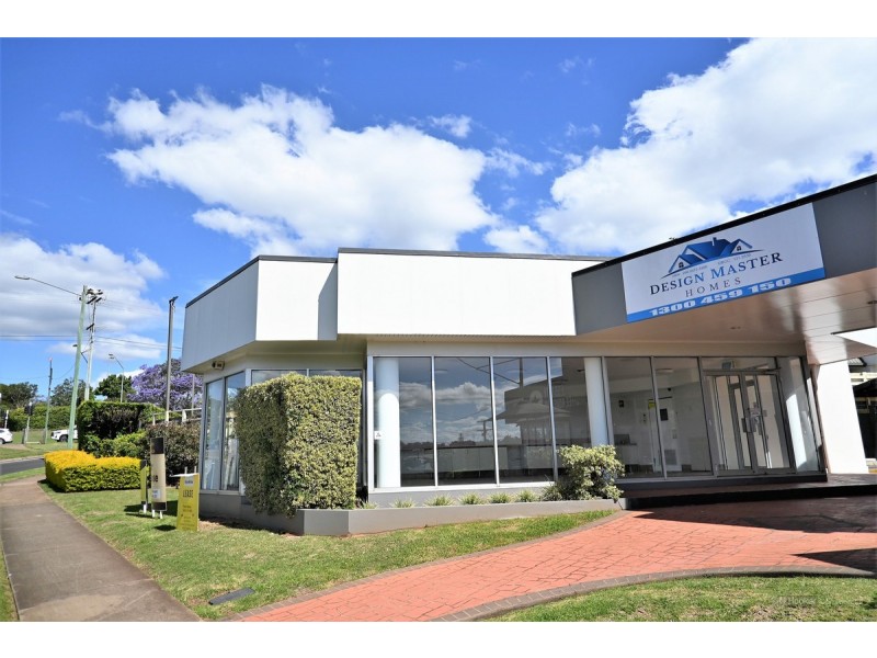 Shop 2/360-362 Stenner Street, Kearneys Spring QLD 4350
