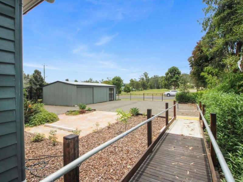 32 Burns Street, Fernvale QLD 4306