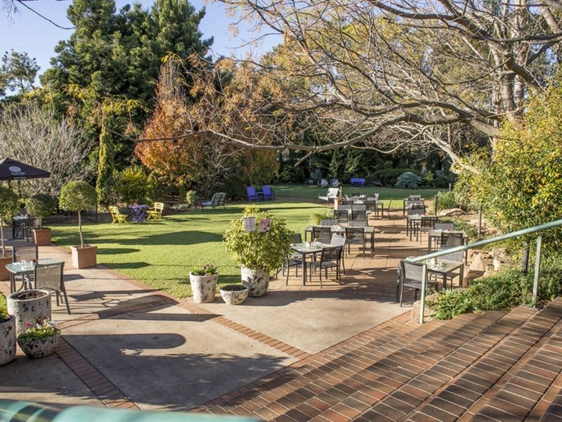 0 – Kingfishers Cafe & Restaurant, Toowoomba QLD 4350