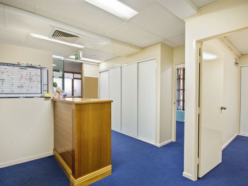 5 Bell Street, Toowoomba City QLD 4350