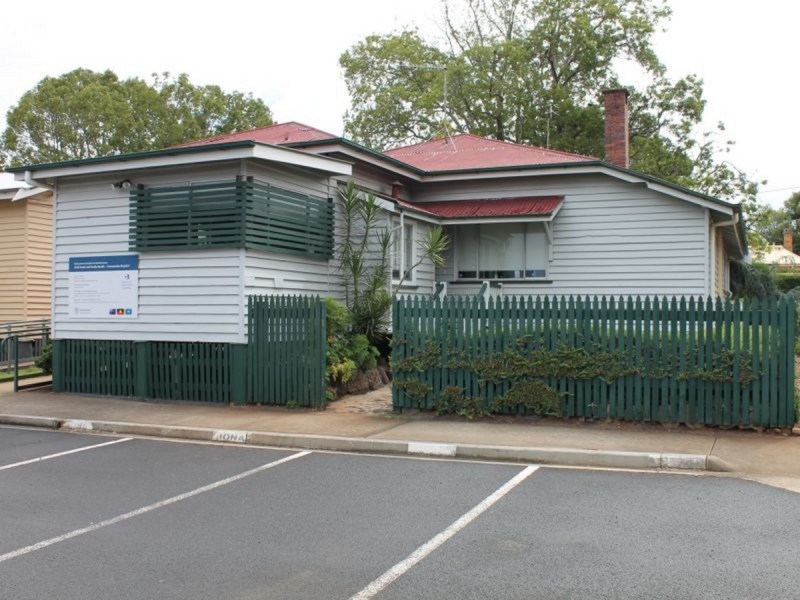 10 Rens Street, Toowoomba QLD 4350