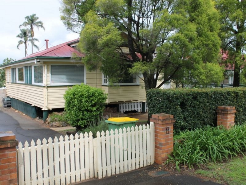 8 Rens Street, Toowoomba QLD 4350