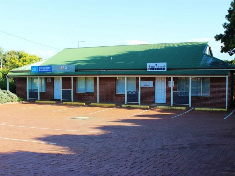 Suite 2/2 Rob Street, Newtown QLD 4350