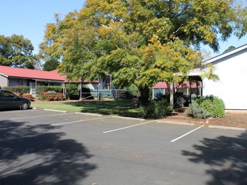 Shop 3/10498 New England Highway, Highfields QLD 4352