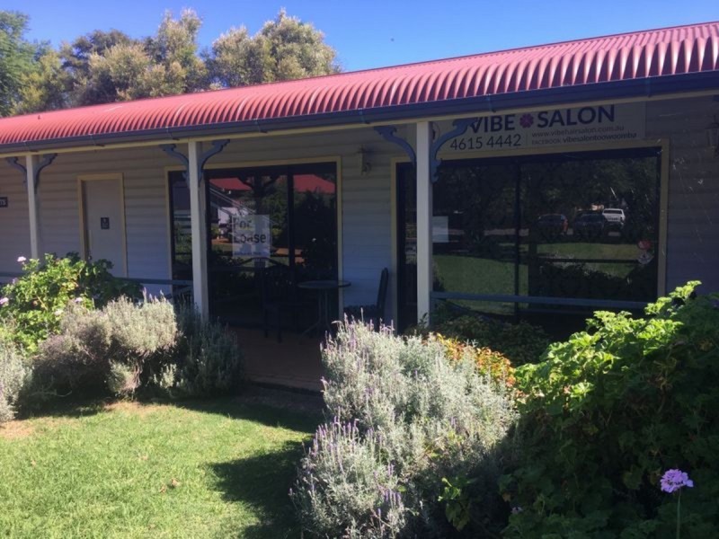 Shop 3/10498 New England Highway, Highfields QLD 4352