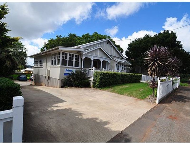 2/136-140 Russell Street, Toowoomba City QLD 4350