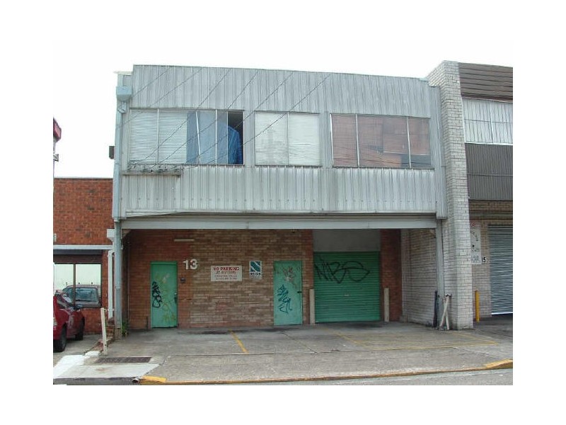 3 Shirlow Street, Marrickville NSW 2204