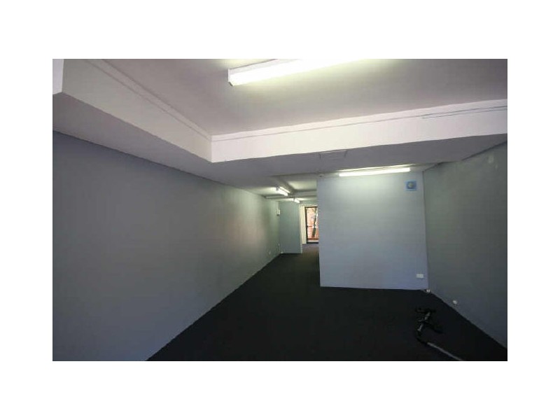 G04W/138 Carillion Avenue, Newtown NSW 2042