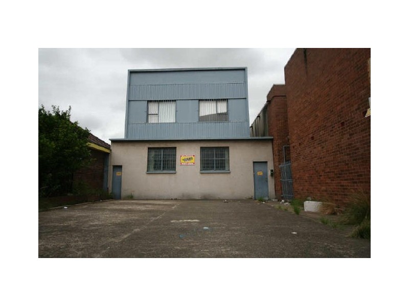 13 Cook Road, Marrickville NSW 2204