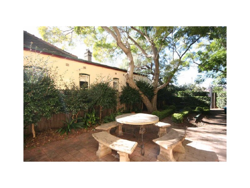 64 Meeks Road, Marrickville NSW 2204