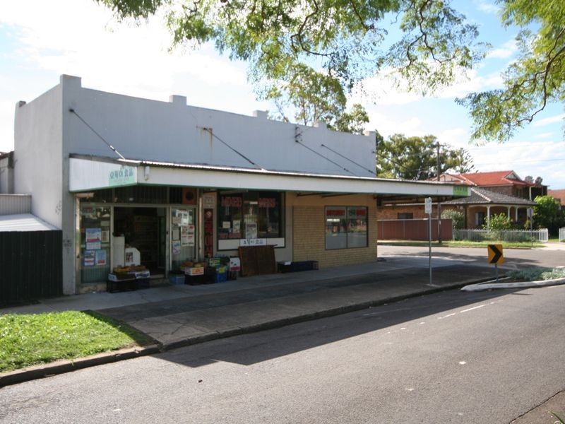 26 Fourth Ave, Campsie NSW 2194