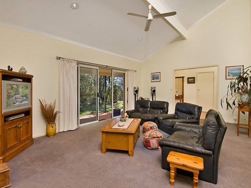 8 Killen Falls Drive, Tintenbar NSW 2478