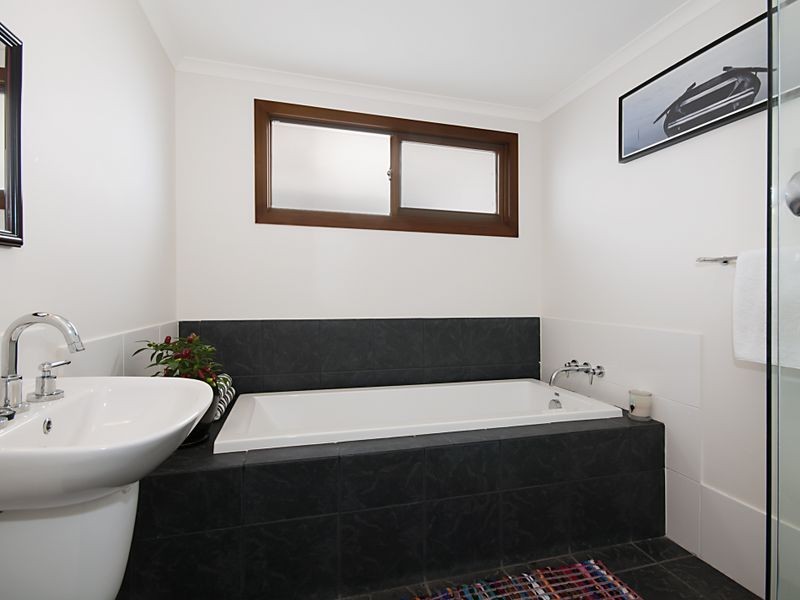 6 Byron Street, Lennox Head NSW 2478
