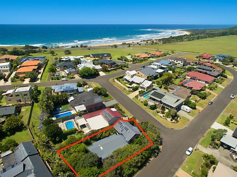 8 Smith Street, Skennars Head NSW 2478