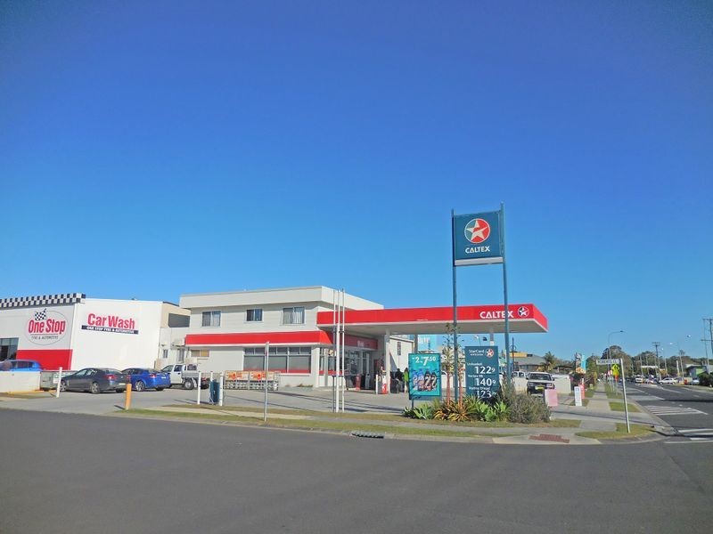 22 Treelands Drive, Yamba NSW 2464