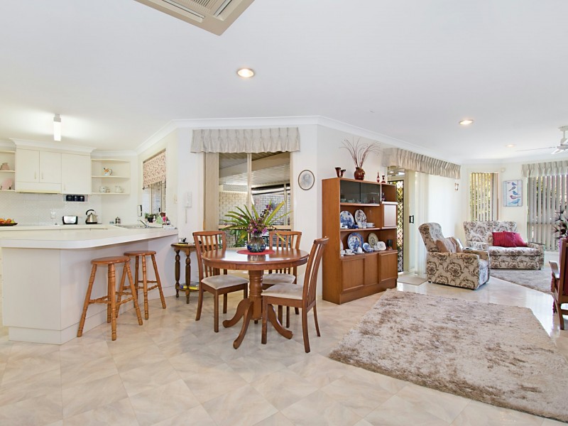 2/57 Canal Road, Ballina NSW 2478