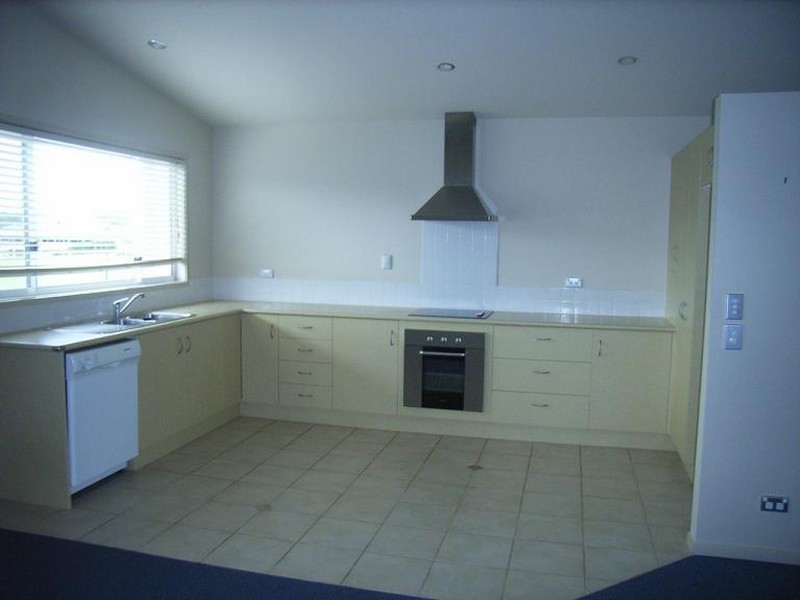 2/37 Isabella Drive, Skennars Head NSW 2478