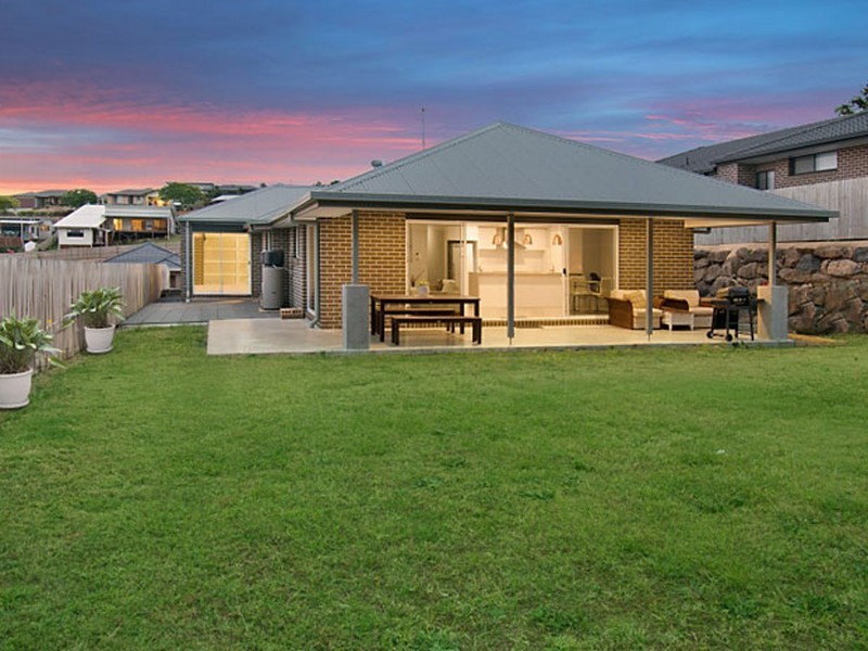 15 Ahern Circuit, Cumbalum NSW 2478