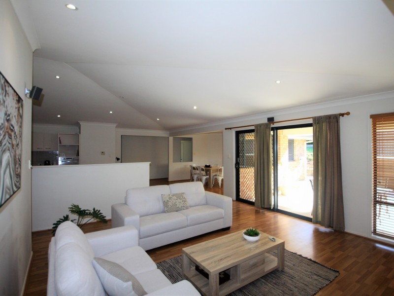 31 Lindsay Avenue, Cumbalum NSW 2478