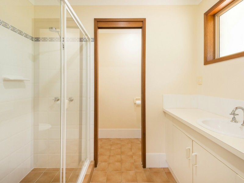 25 Towalbyn Place, Uralba NSW 2477