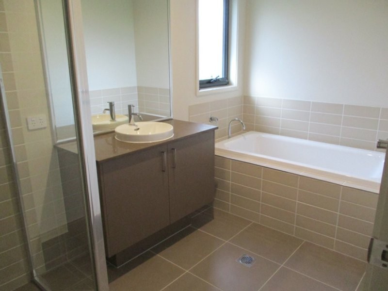 2/4 Calnan Crescent, Cumbalum NSW 2478