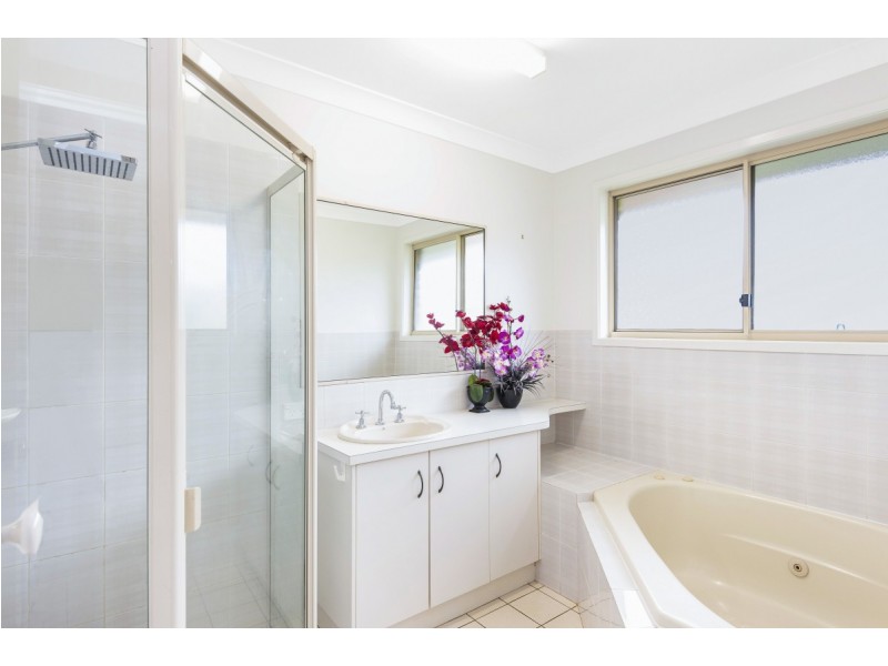 47 Cerreto Circuit, Wollongbar NSW 2477