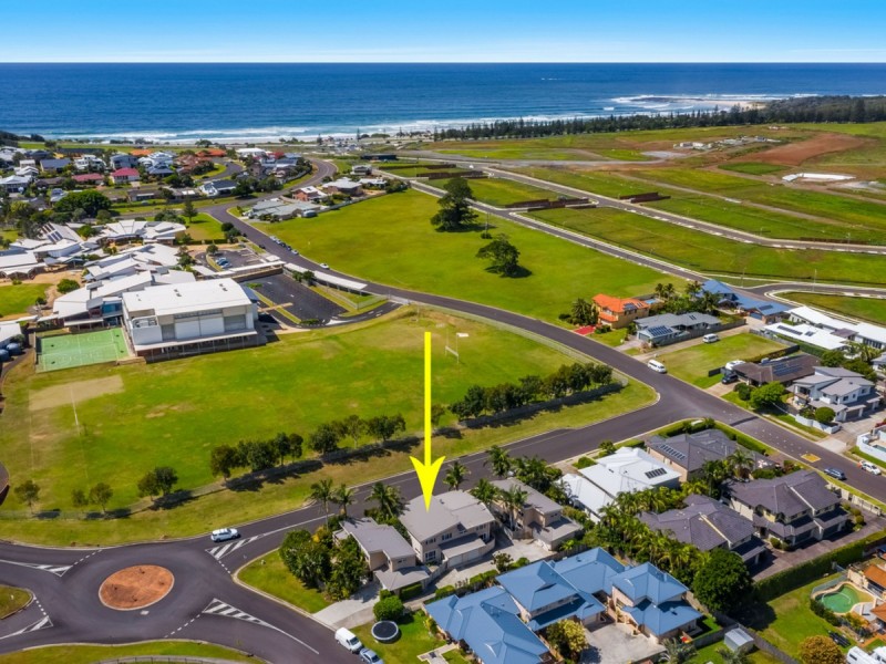 2/37 Isabella Drive, Skennars Head NSW 2478