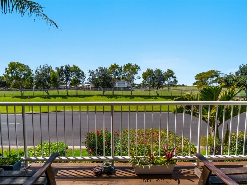 2/37 Isabella Drive, Skennars Head NSW 2478
