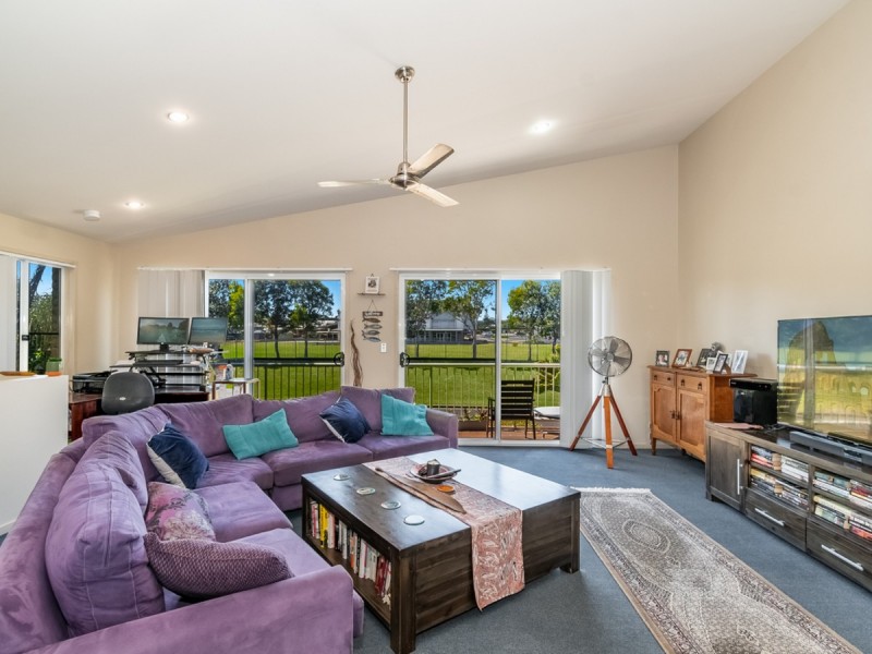 2/37 Isabella Drive, Skennars Head NSW 2478
