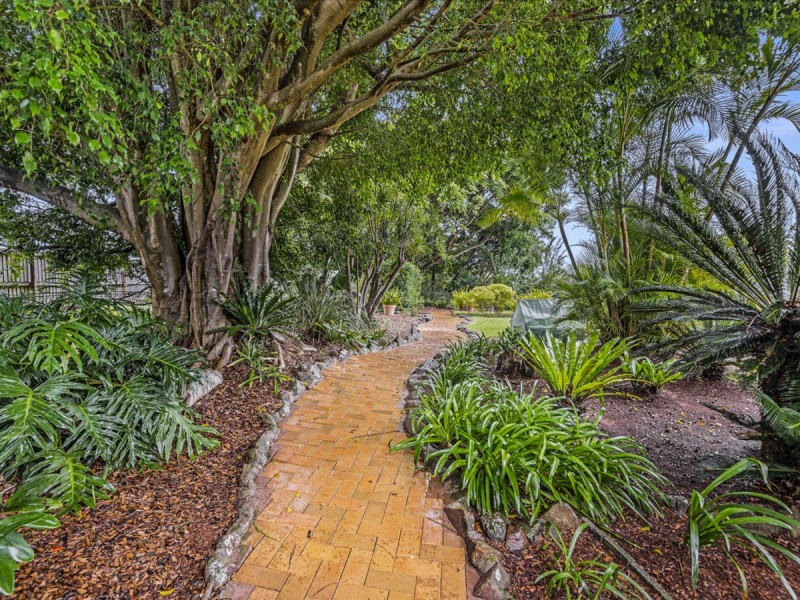 21 Valley Drive, Alstonville NSW 2477