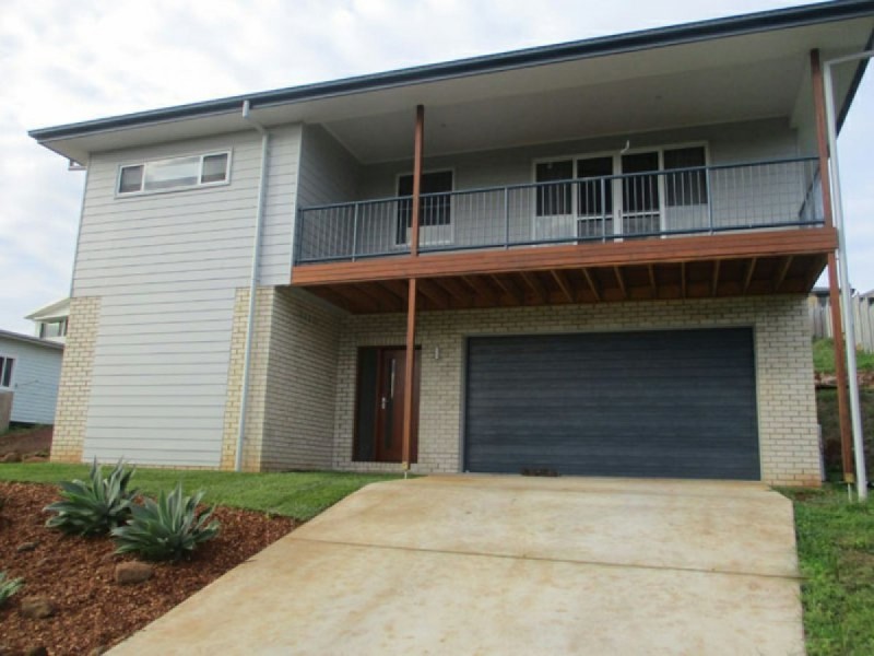 32 Chilcott Circuit, Cumbalum NSW 2478
