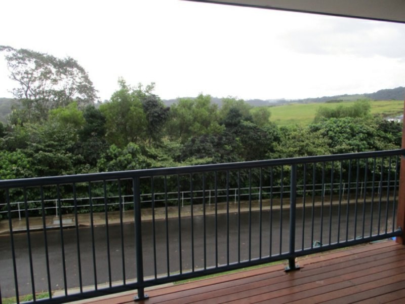 32 Chilcott Circuit, Cumbalum NSW 2478