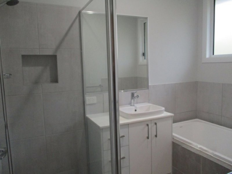 32 Chilcott Circuit, Cumbalum NSW 2478