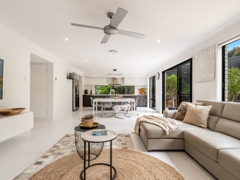 8 Liffey Avenue, Cumbalum NSW 2478