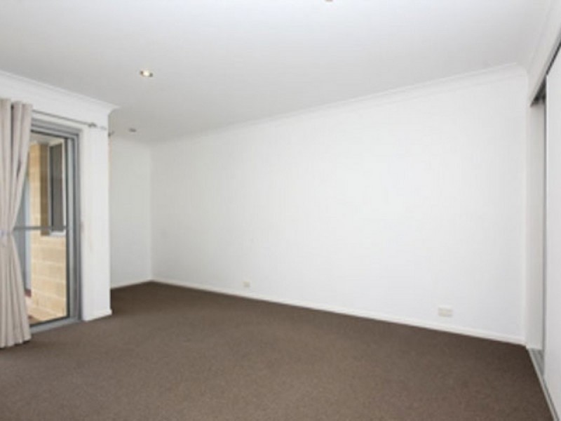 2B Walsh Place, Cumbalum NSW 2478