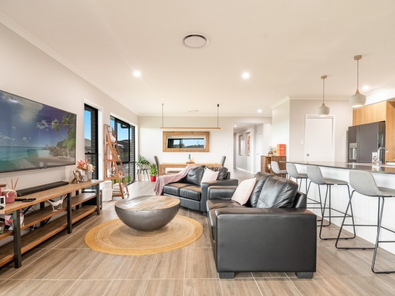 19 Trelawney Avenue, Wollongbar NSW 2477