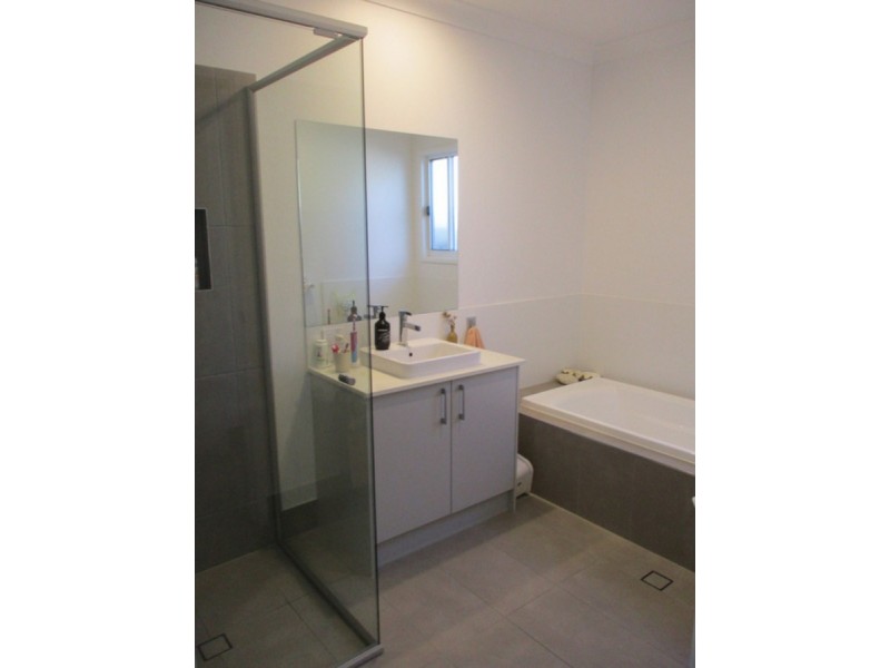 24A Calnan Crescent, Cumbalum NSW 2478