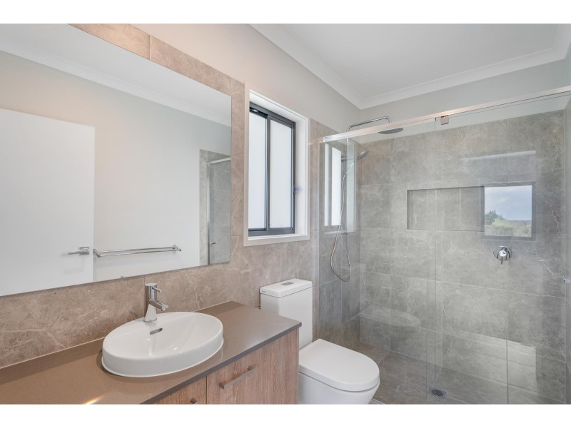 2/8 O’Byrne Place, Cumbalum NSW 2478