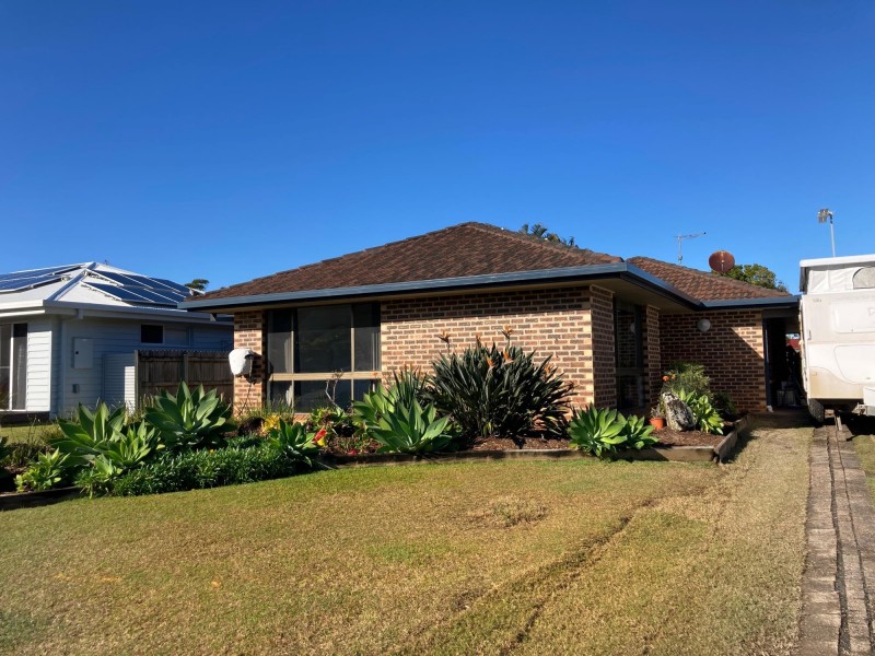 6 Easter Parade, East Ballina NSW 2478