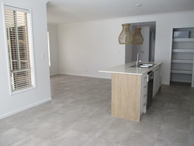 30 Calnan Crescent, Cumbalum NSW 2478