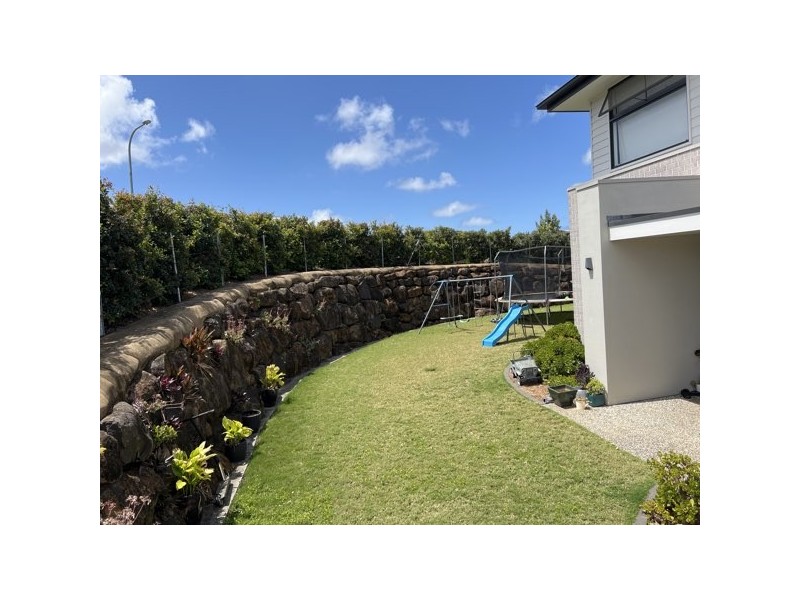 15 Calnan Crescent, Cumbalum NSW 2478