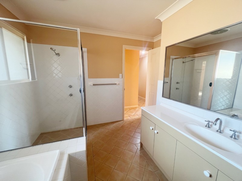 10 Hellyar Drive, Wollongbar NSW 2477