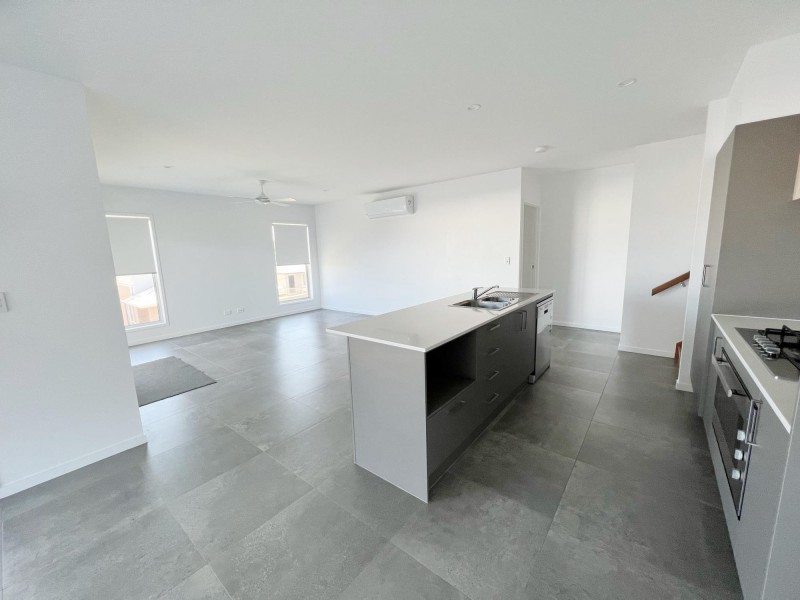 8 Darcey Avenue, Cumbalum NSW 2478