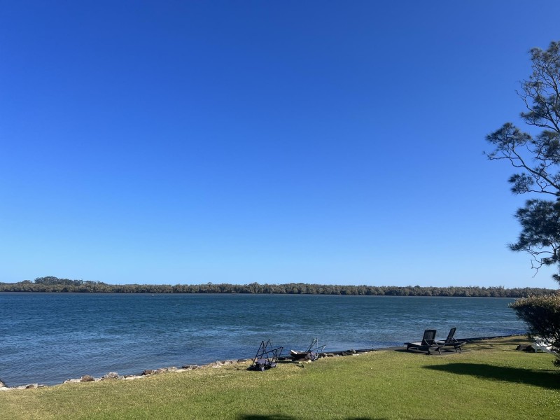 14 Riverside Drive, West Ballina NSW 2478
